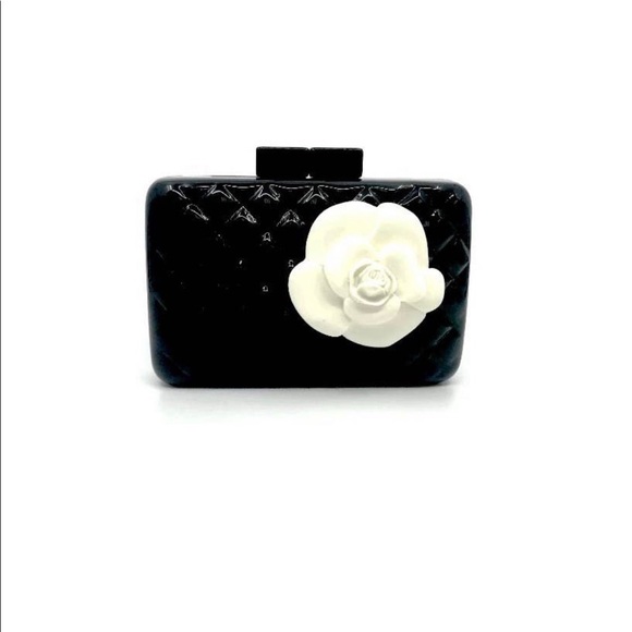 shopcsway Bags The Perfect Clutch Black White Poshmark